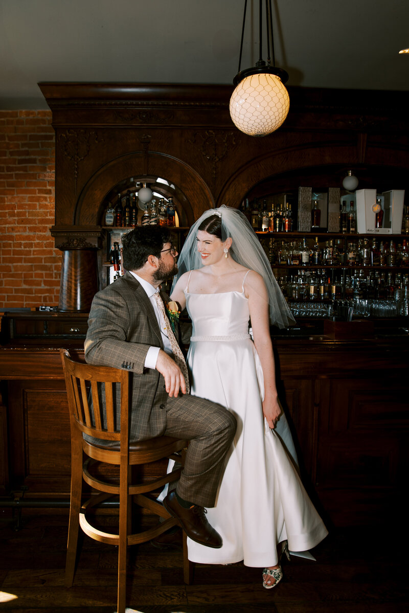 sarah-elizabeth-studio-ohio-wedding-photographer-the-landing-cummins-wedding-friday-bride-groom-portraits-239