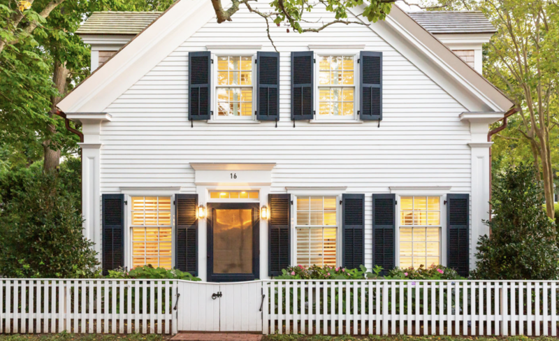 Salty-Havens-Coastal-Home-Design-New-England2