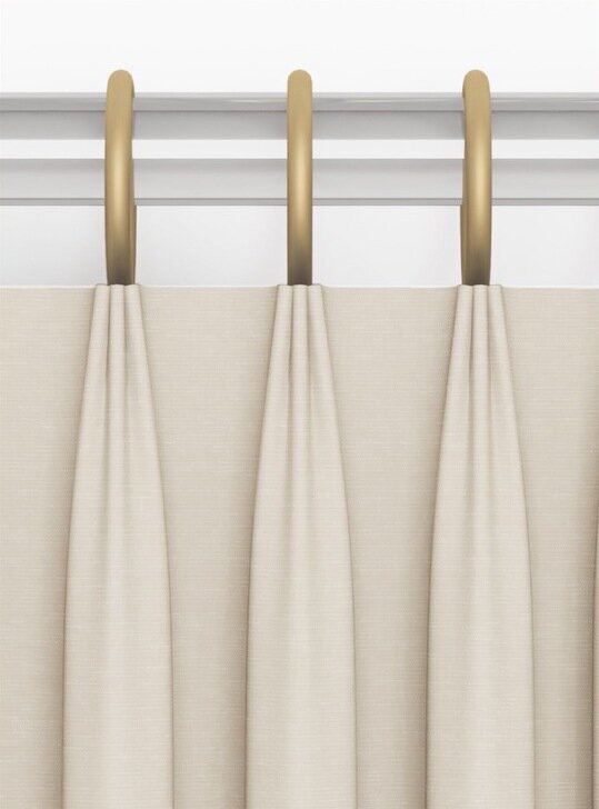 Closeup of a three-finger Euro pleat drapery heading