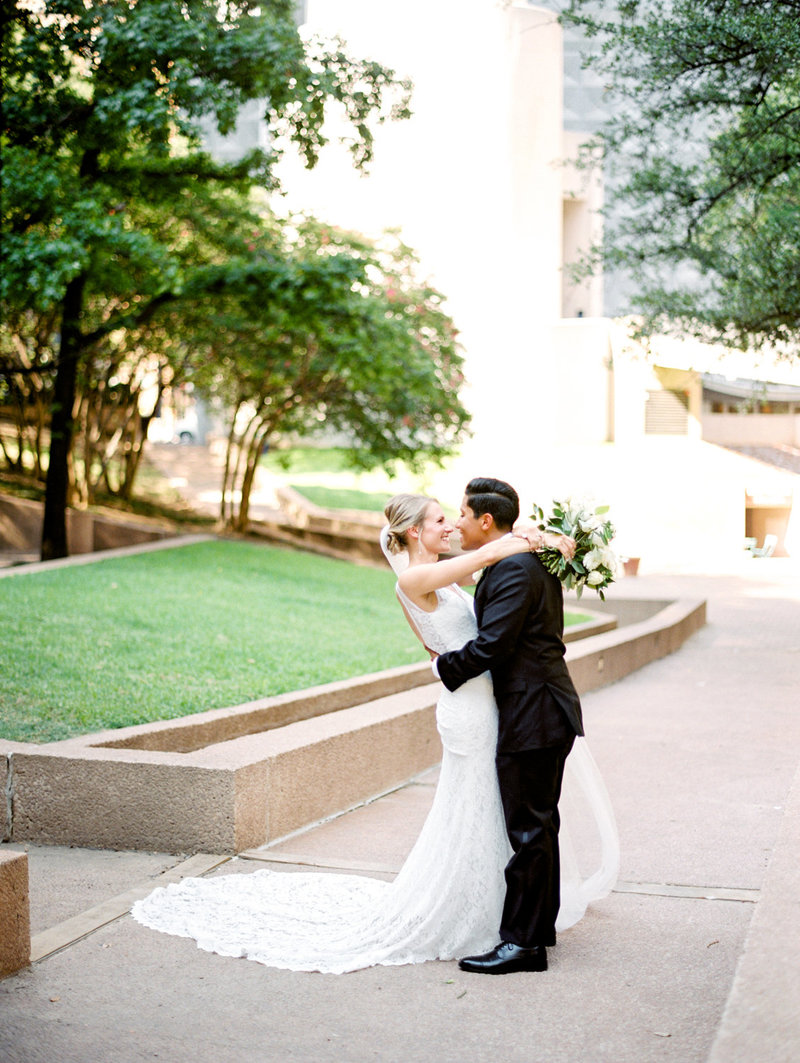 tower_club_dallas_wedding_photographer_bethany_erin-60