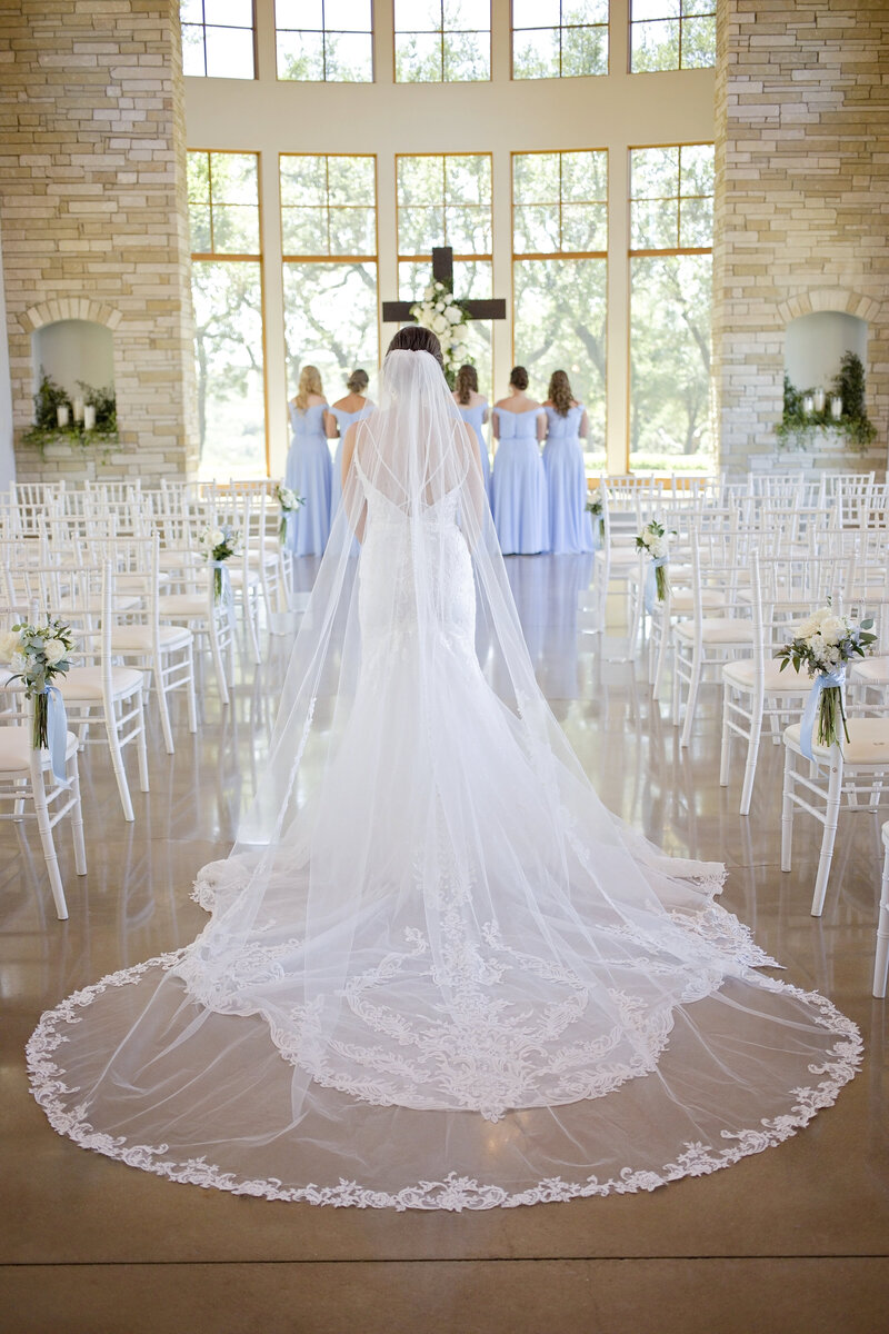 first look-bridal party-bridal look-canyonwood ridge