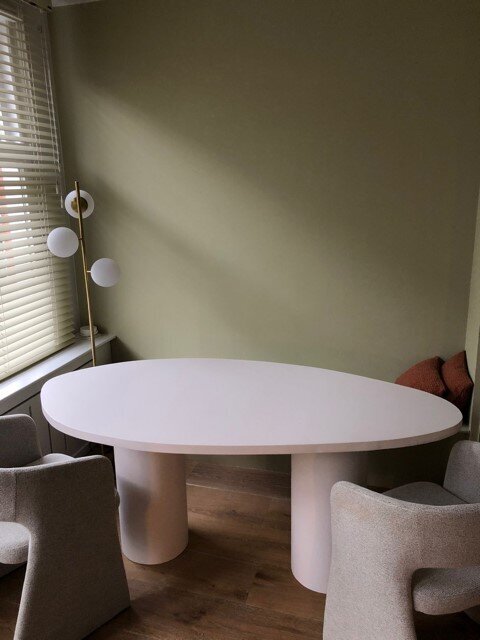 Tables by Leon ovalen tafel