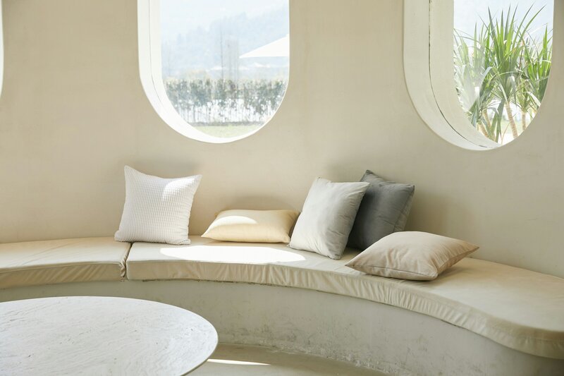 built in seating area in high-end luxury home