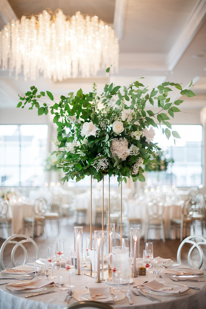 Tyde at Walnut Beach Romantic and Timeless Summer Wedding