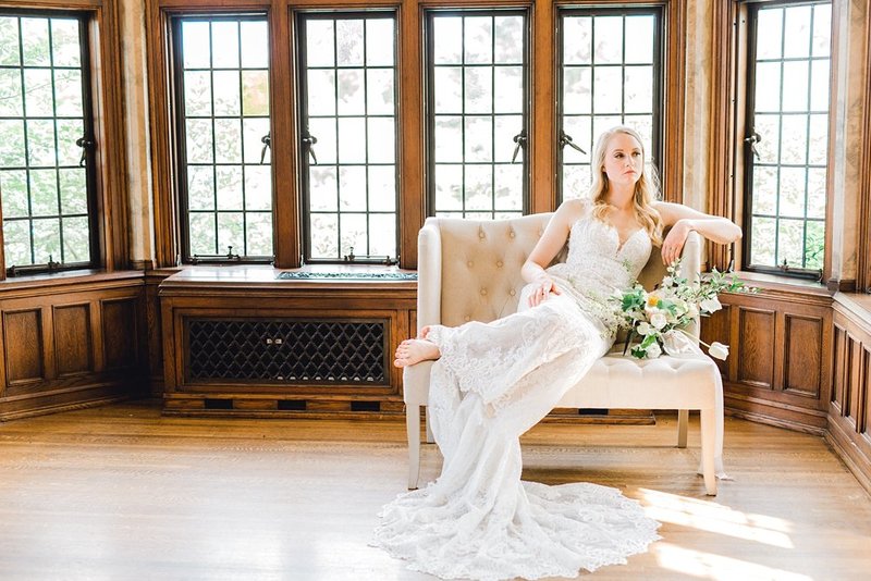 Rollins-Mansion-Des-Moines-French-Bridal-Iowa-Wedding-Photographer_0020