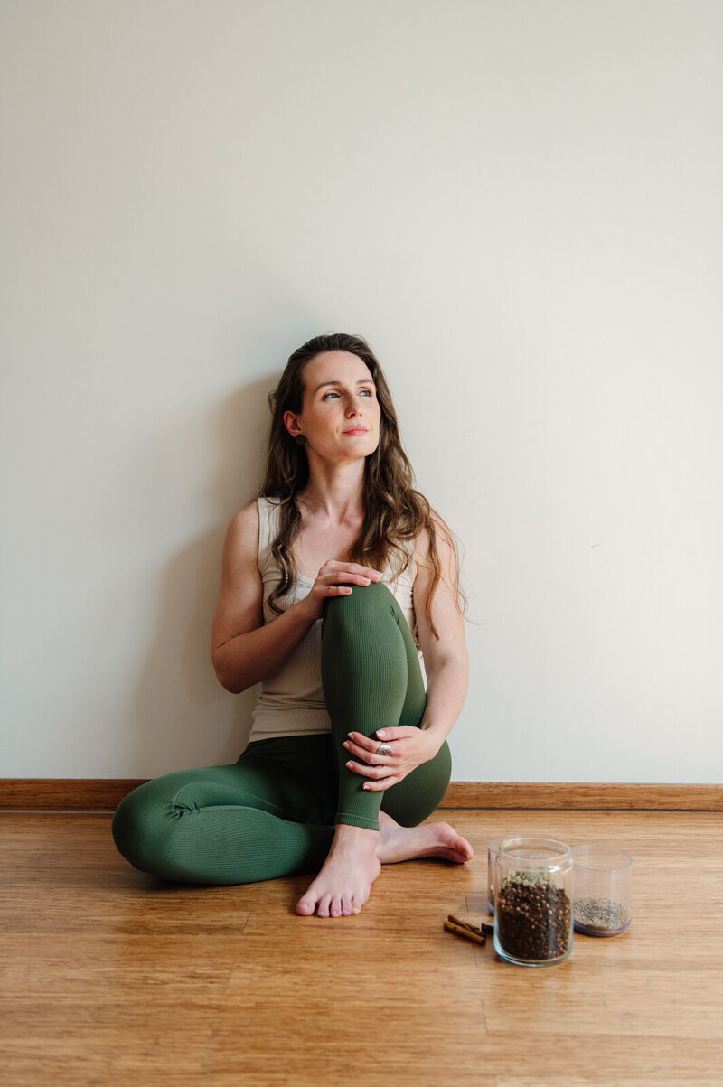 Reborn biedt holistische ondersteuning voor vrouwen. Yoga, zwangerschapsyoga, ademcoaching, ademtherapie, ayurvedische consulten met individueel voedingsadvies en levensstijladvies, en doula, pre- en postnatale zorg. Bornem - Dendermonde - Antwerpen