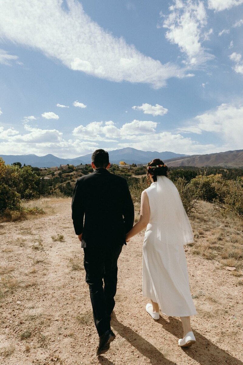 classic-and-documentary-style-wedding-photography-135