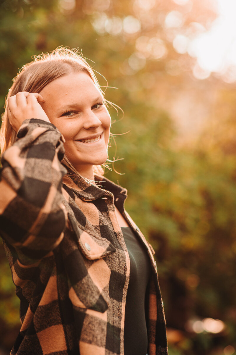 darlington-wisconsin-senior-photographer-sunset-portraits