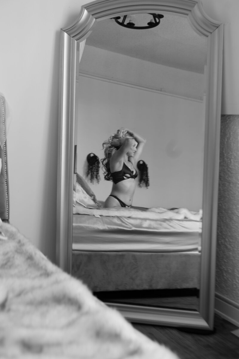 Graciela's Boudoir Session-49-min