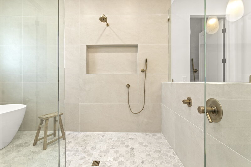 48-web-or-mls-6315-e-corrine-dr