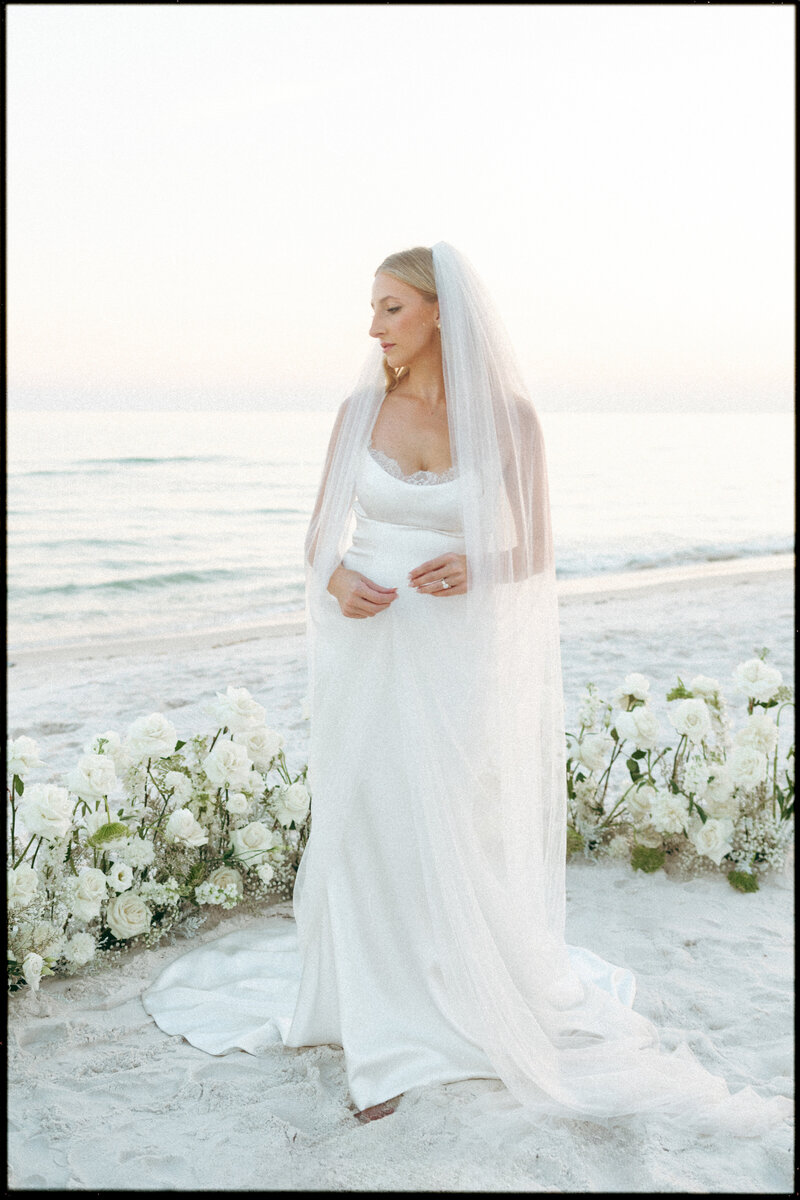 BRITBOUTONVINTAGEFASHIONWEDDINGEDITORIALPHOTOGRAPHER-1