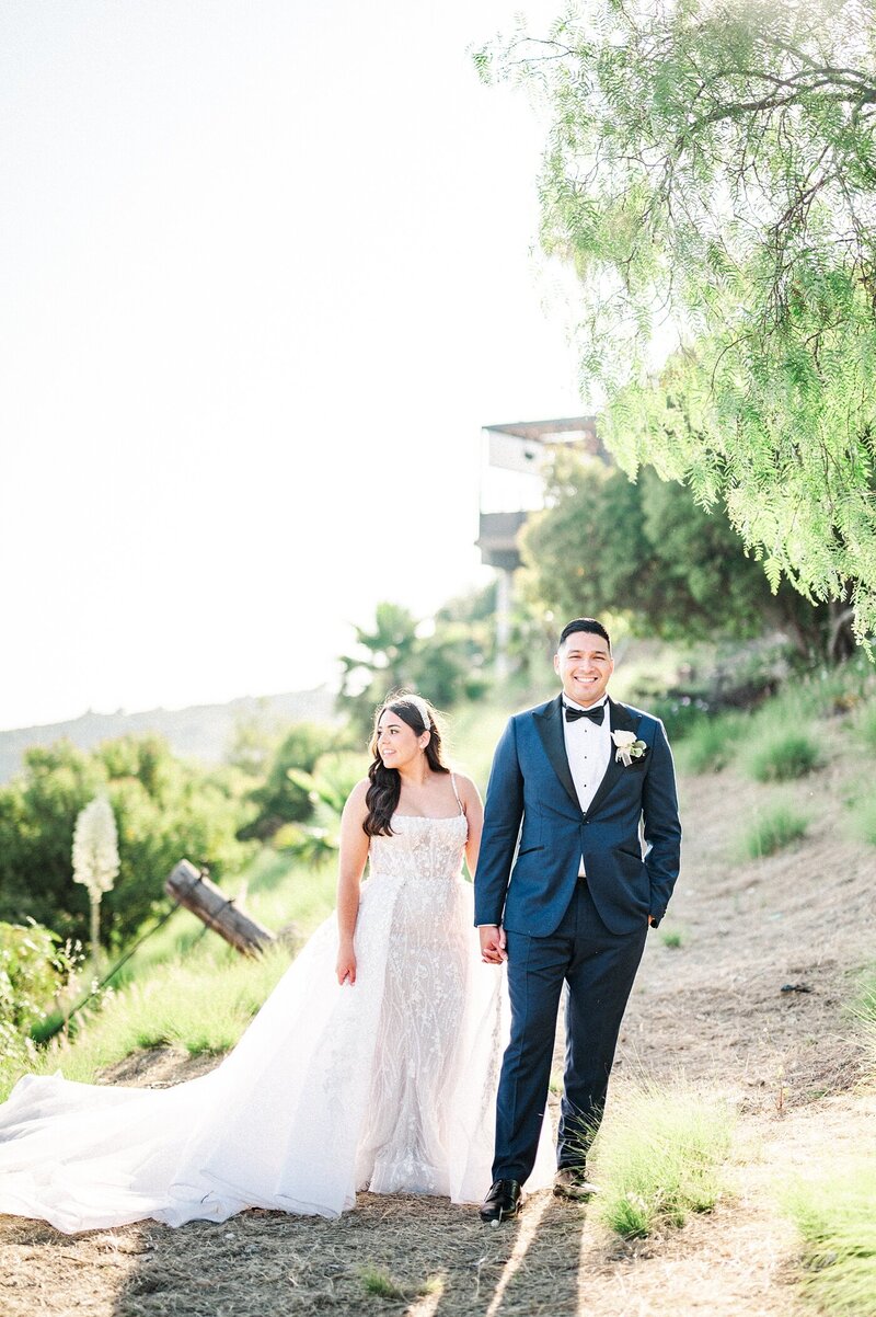 Burbank Wedding Photographer | Castaway | Los Angeles Wedding | Dusty blue and black tie | Nataly Hernandez Photography-144