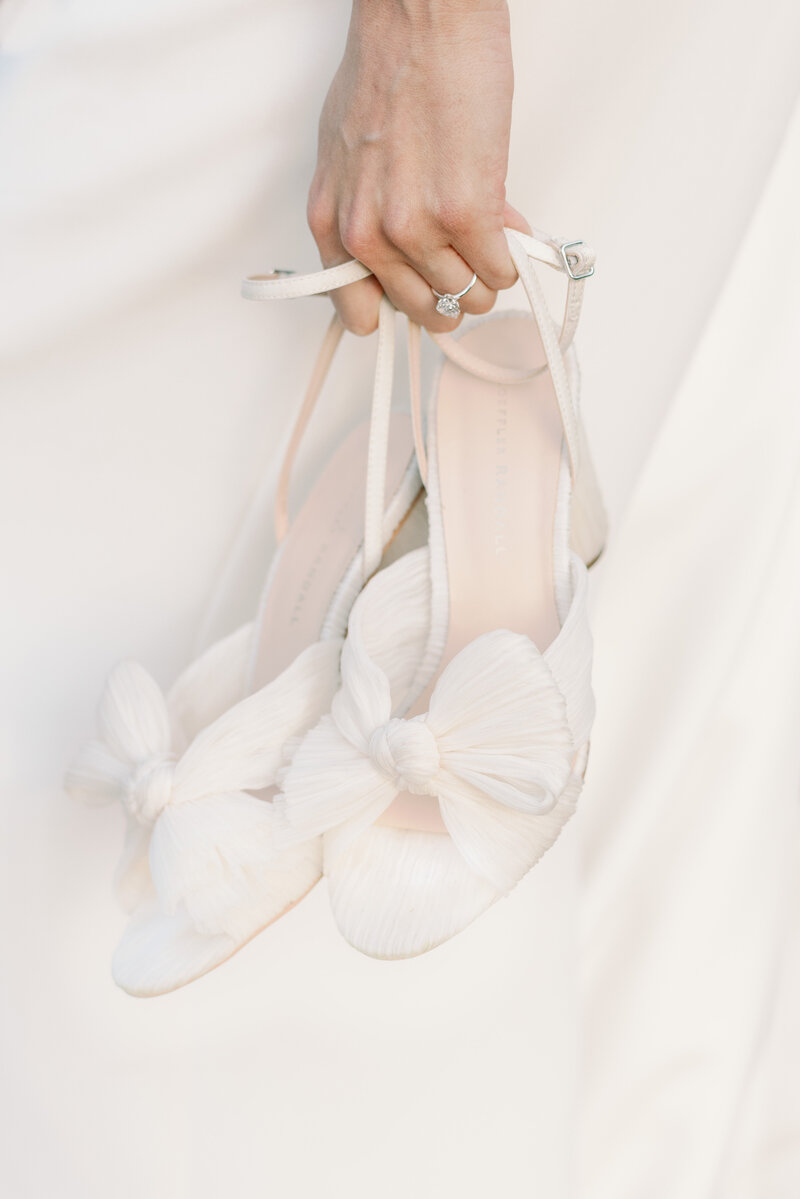Kendon Design Co. - Hamilton - Niagara - Wedding Planner Florist Stylist Designer-French Wedding-Editorial-Fine-Art-Weddings- EmilyJeanPhotography-LoefllerRandall-Camellia-0139