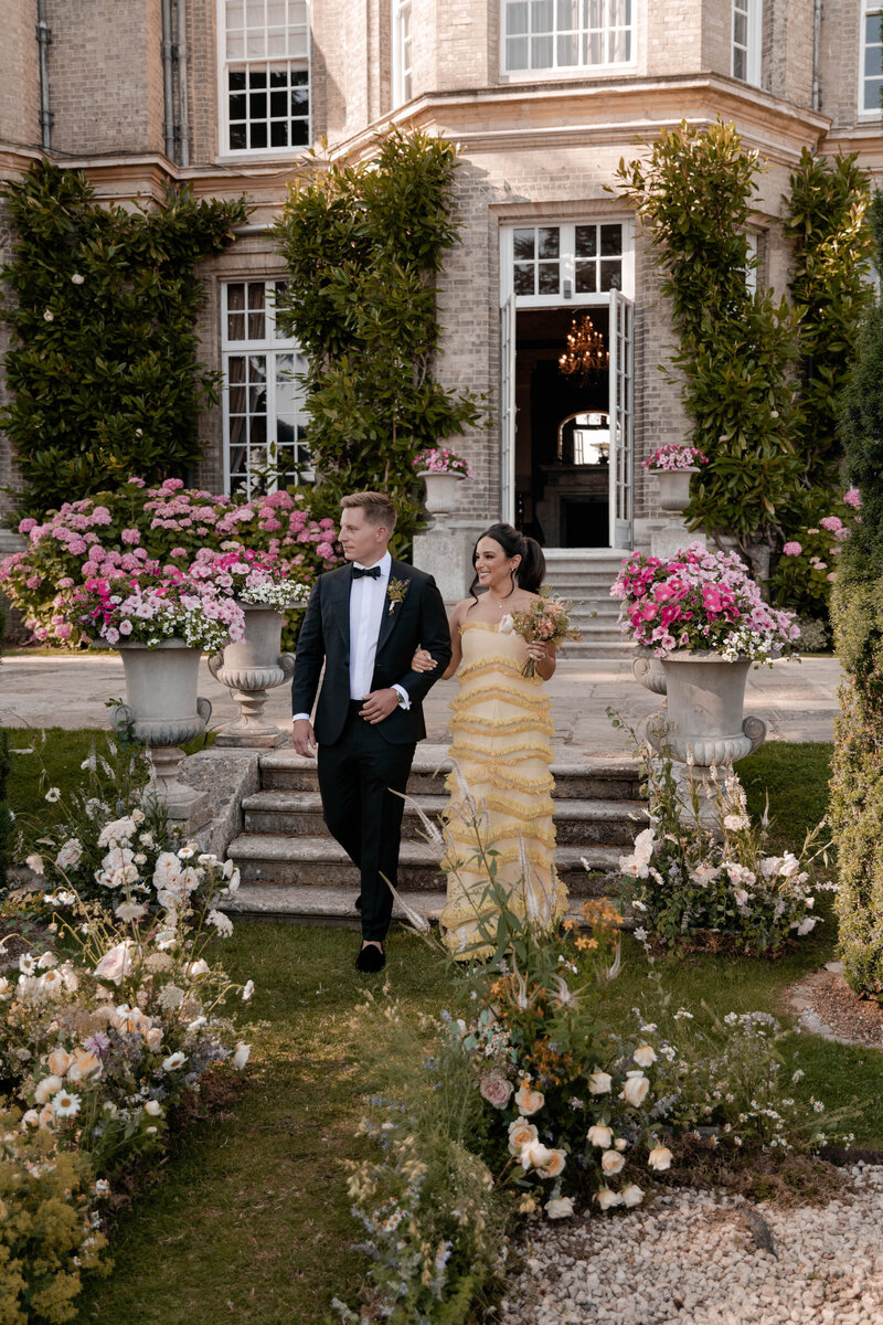 Flora_And_Grace_Hedsor_House_London_Editorial_Wedding_Photographer-469