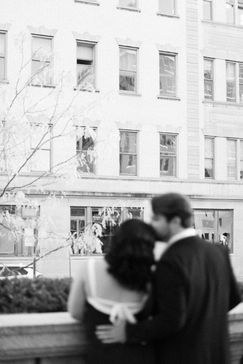 sarah-elizabeth-studio-ohio-wedding-photographer-cincinnati-noah-ally-engagement-session-sneak-peeks-9
