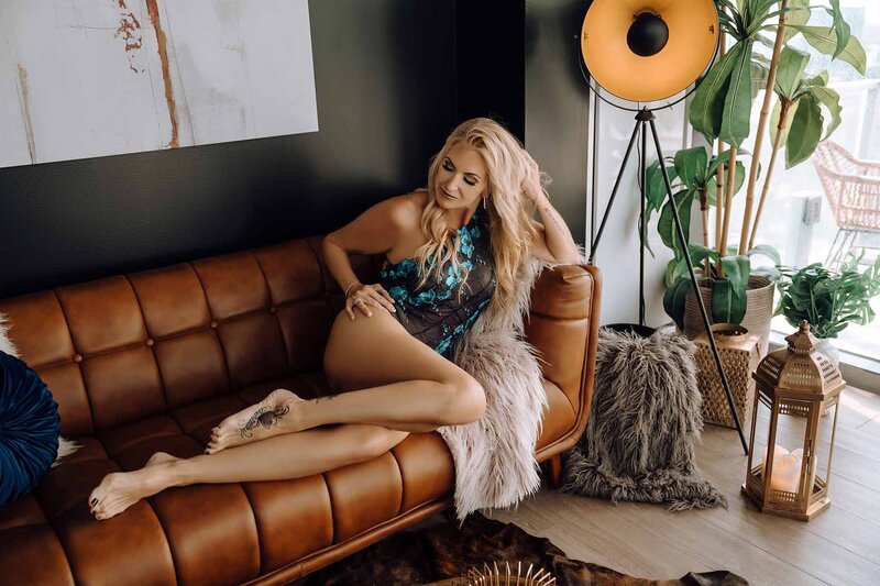 Woman posing in luxury boudoir photoshoot in Nashville Tennessee