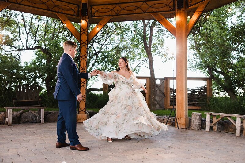 First dance of couple in a gazebo