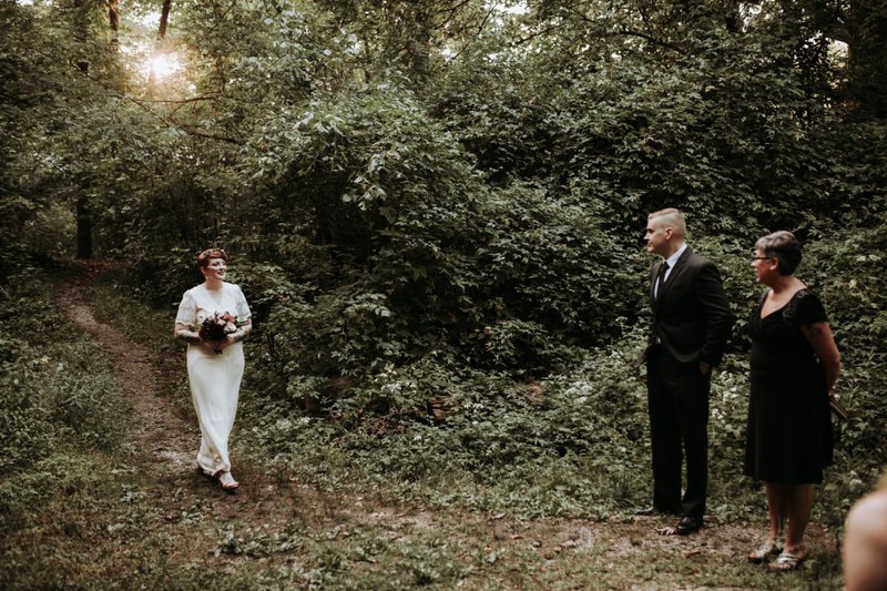 forest-elopement-cincinnati-wedding-photography-10