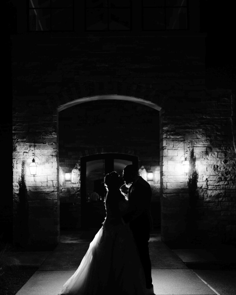 bride and groom at Canyonwood Ridge