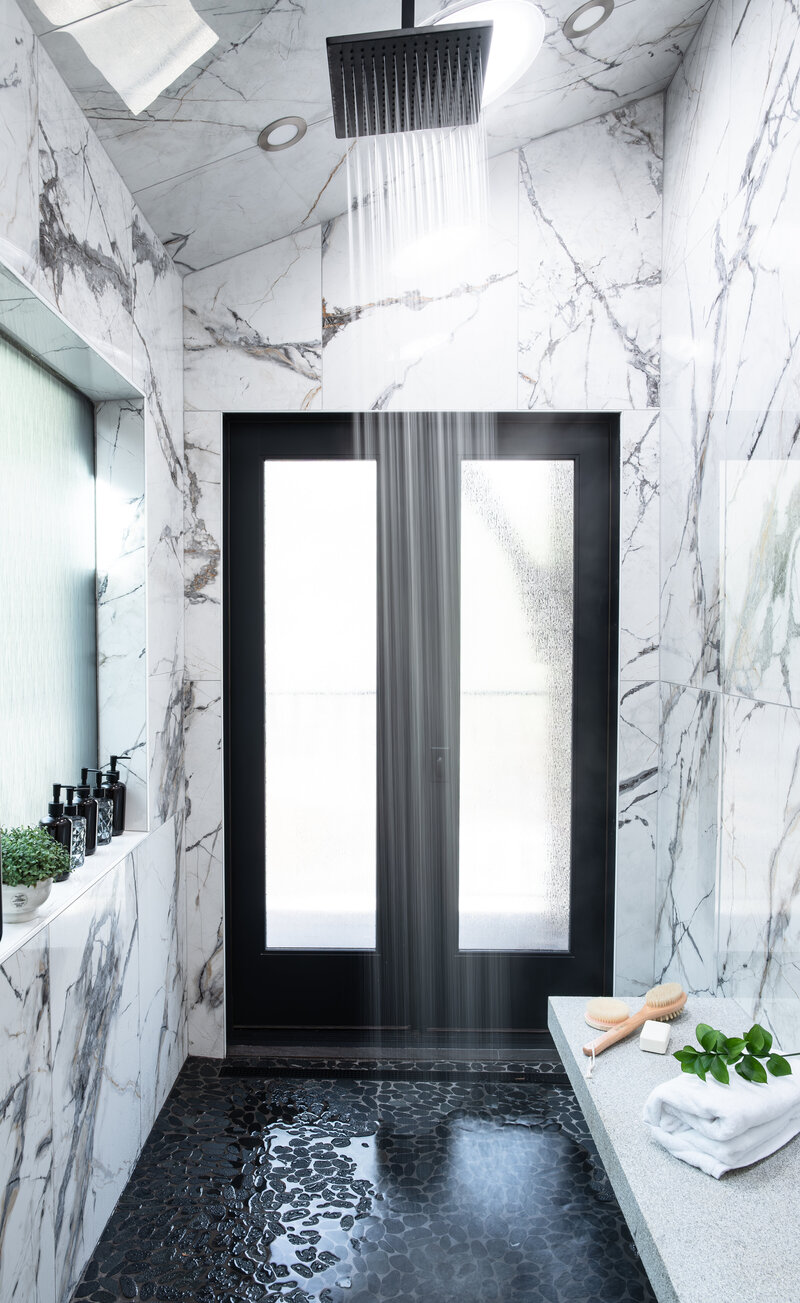 BLACKROCK KING SUITE BATHROOM 2