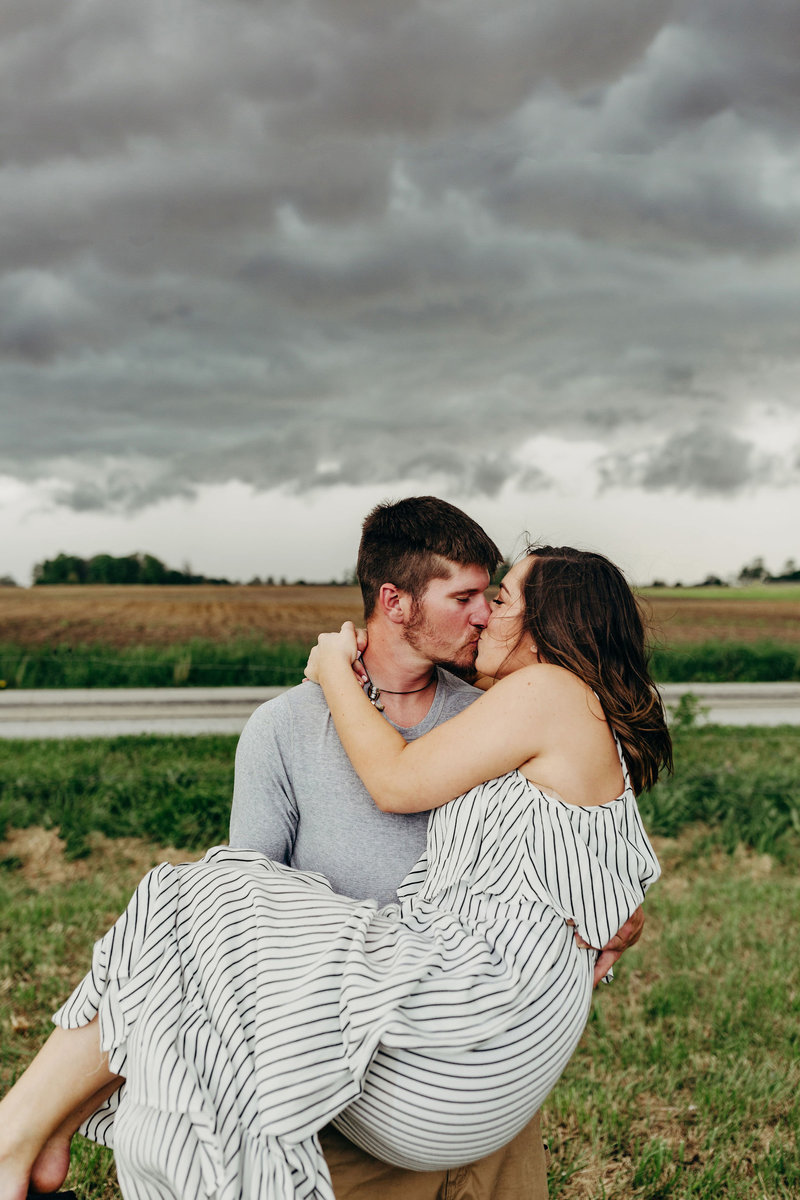 South-Bend-Indianapolis-Engagement-Photographer