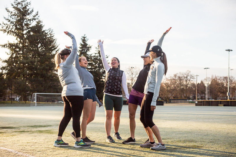 oiselle-track-trio-greenlake-danielle-motif-photography-45