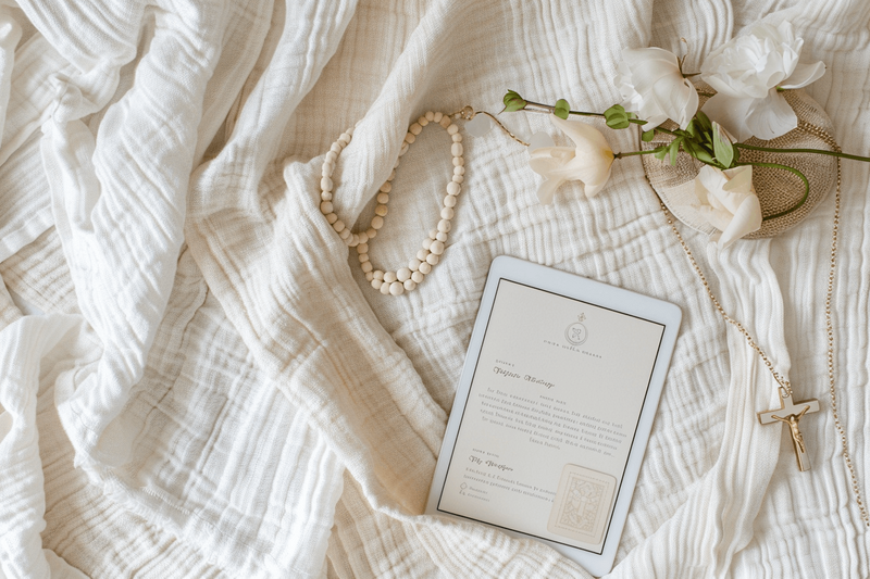 Kindle tablet with white linen background