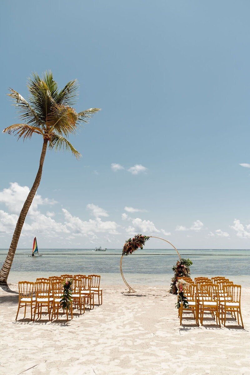 Wedding ceremony set up to show reasons for using a travel agent for destination wedding