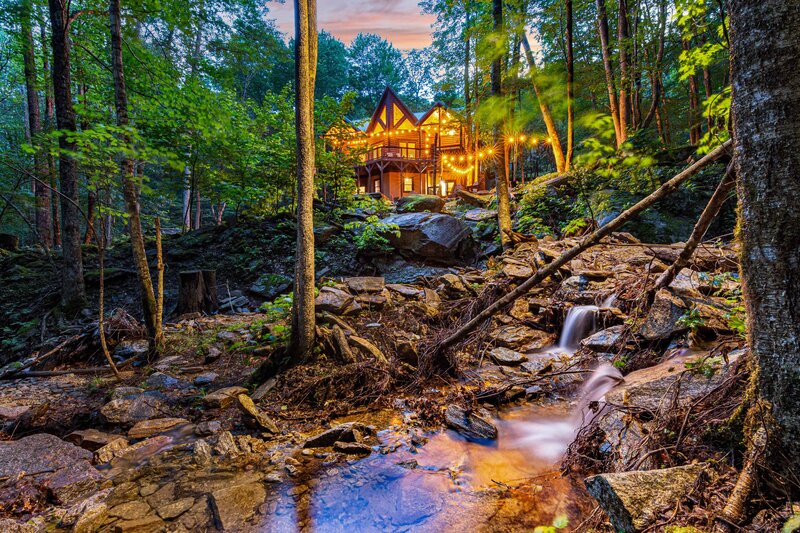 Exterior Twilight (1)