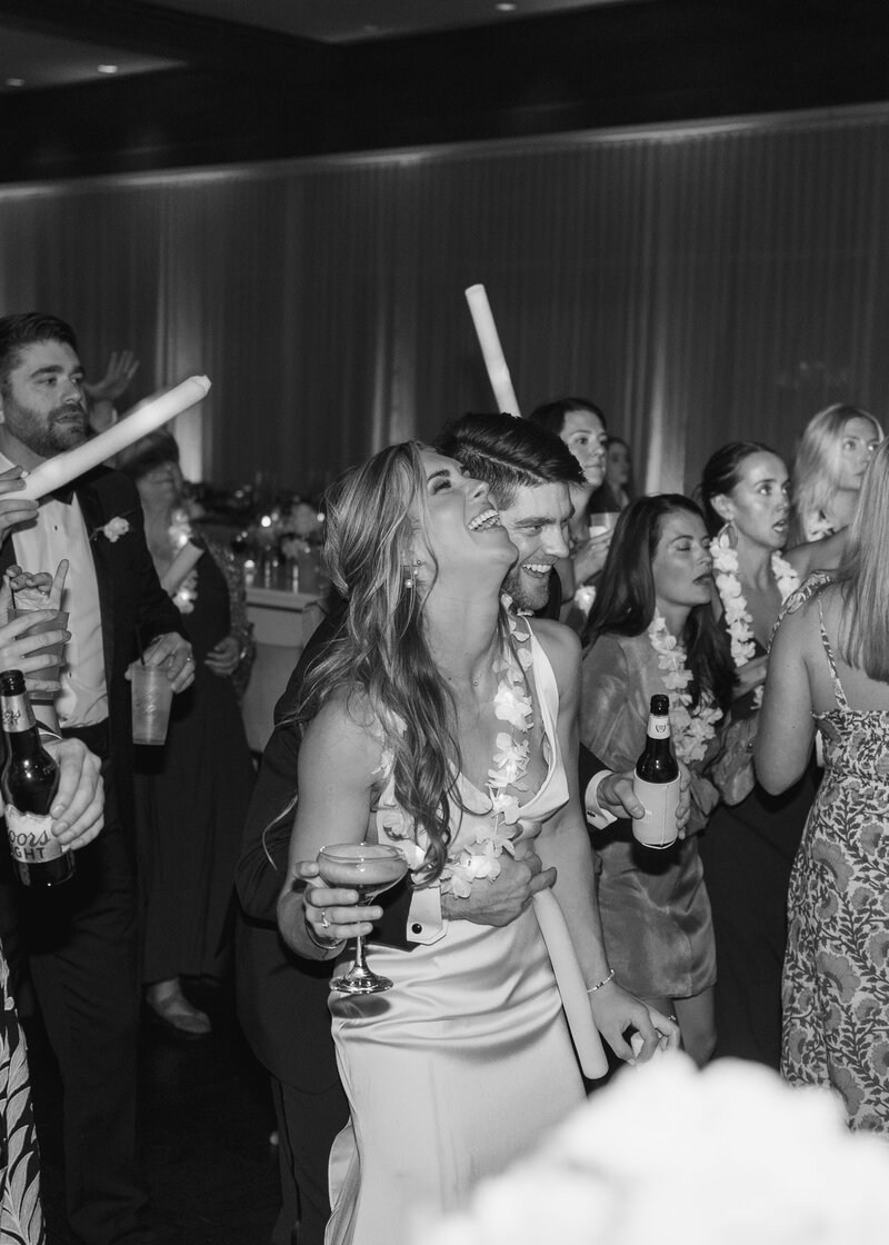 Maddie Moore Photography captures wedding reception at The Club in Birmingham Alabama