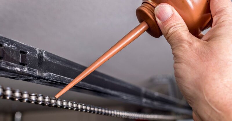 How-to-Properly-Lubricate-Your-Garage-Door