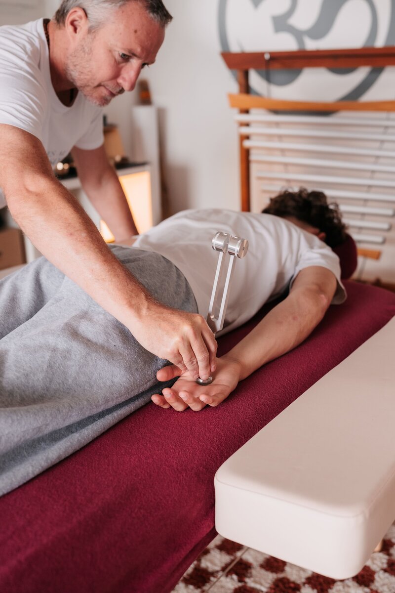 Diapason 136,1 Hz utilisé en massage sonore