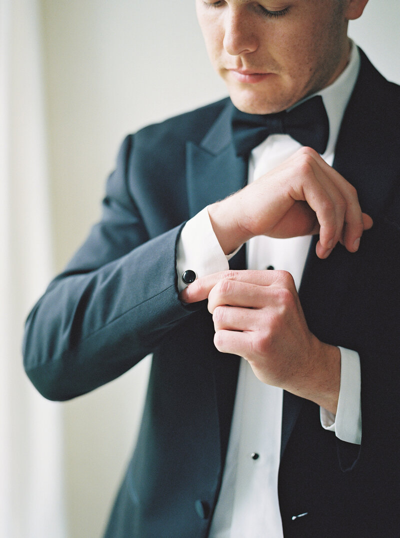 groom-suite-the-arlo-austin1
