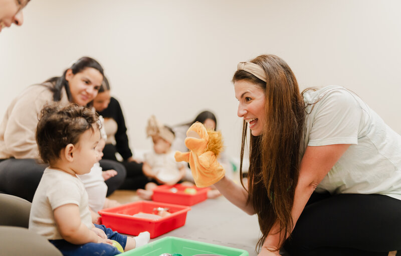 play groups in long island developmental delays in long island  developmental skills in long island  parent support in long island parent and me  in long island early intervention  tummy time in longisland   Sensory processing in long island  Sensory play in long island