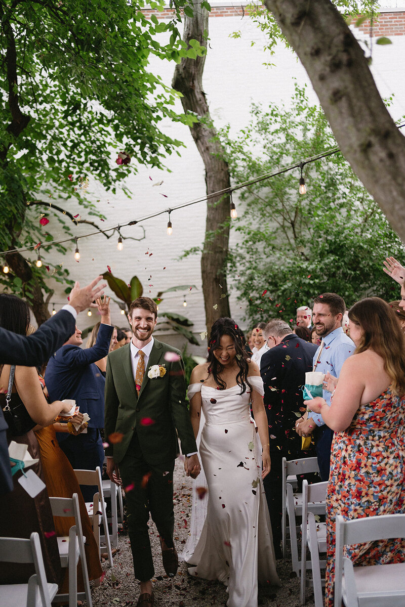 Jessie+DanWeddingClevelandOhioGinaMariePrestiPhotography.jpg-8