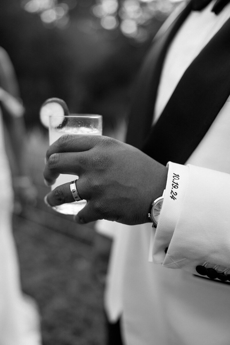 9981756253_v1.jpg_exif1