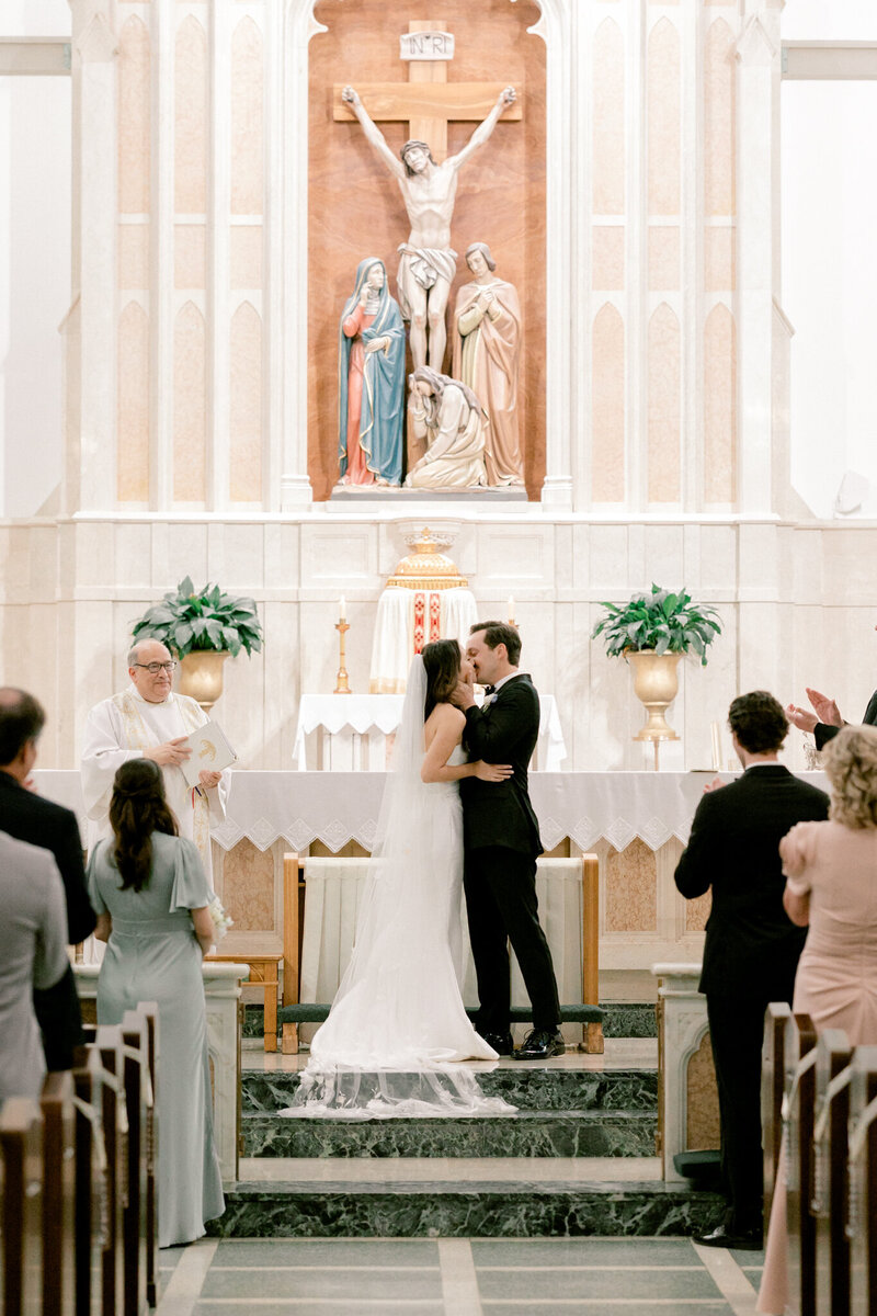 Abby & Garrett Sneak Peeks-79_(2048)