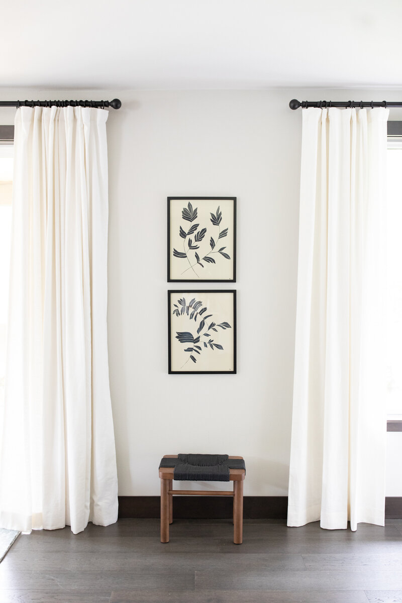 4. Casual Modern Living Room By Seattle Interior Designer K. Peterson Design-5002