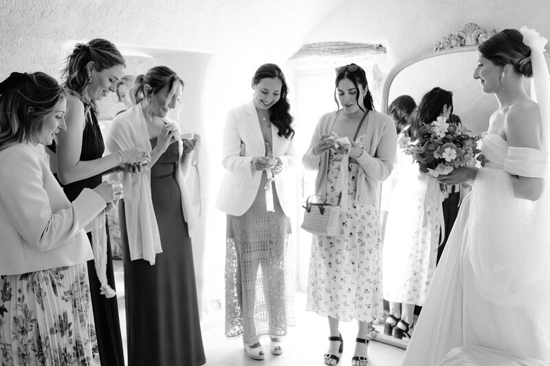 French wedding photographer Domaine de Sarson Grignan-034
