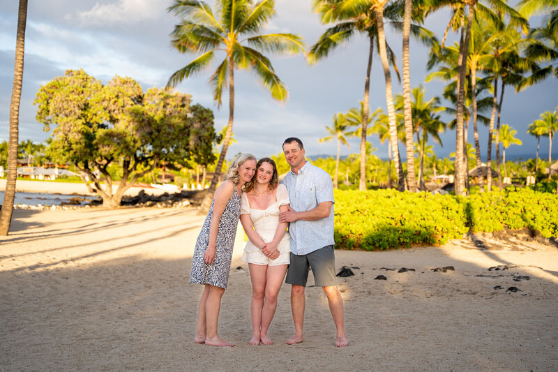 Beach family photos on the big island by Hawaii Adventure Portraits