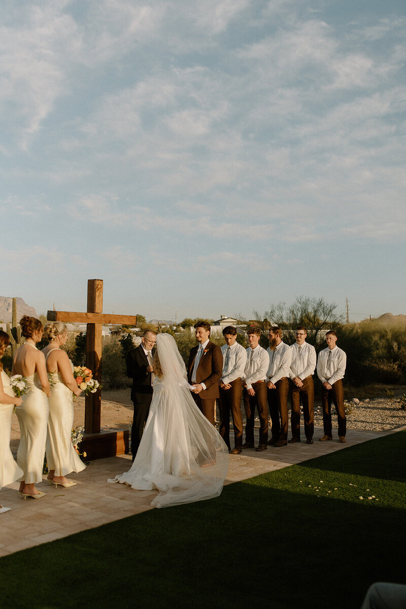 jami-oliver-wedding-preview-taylorraephotofilm-103