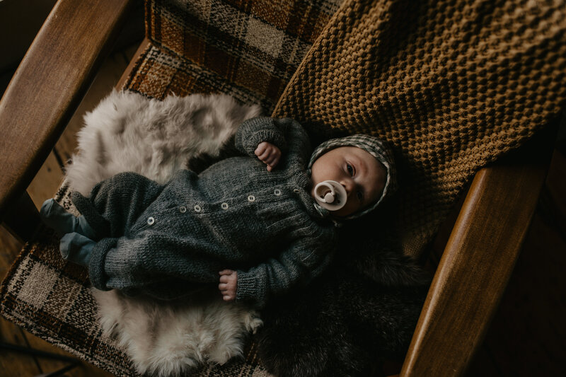 Storytelling newborn photoshoot