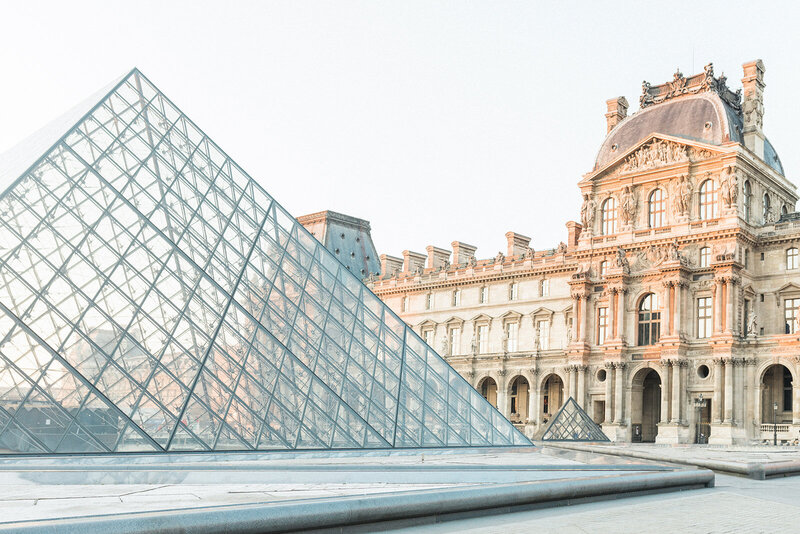 Paris Louvres wedding photo