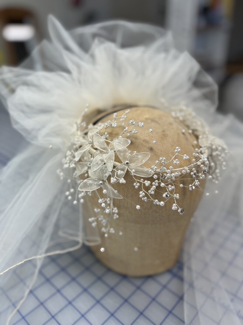 vintage heirloom bridal veil and headpiece to restyle into a modern bridal veil and accessories