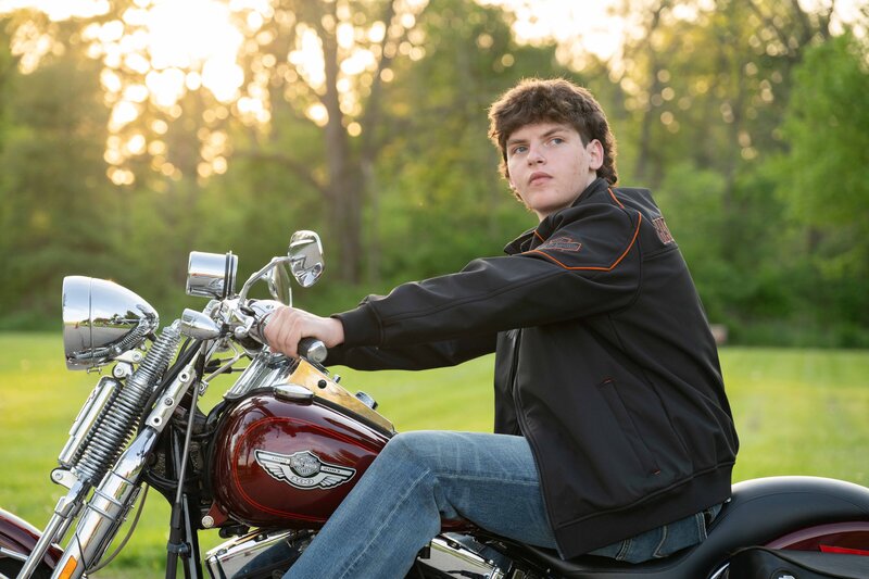 MillstreamParkValleyCitySeniorPhotosPositivelyPortraits-7