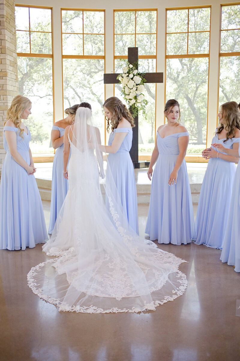 bridemaids-canyonwood ridge-dripping springs wedding-hill country wedding