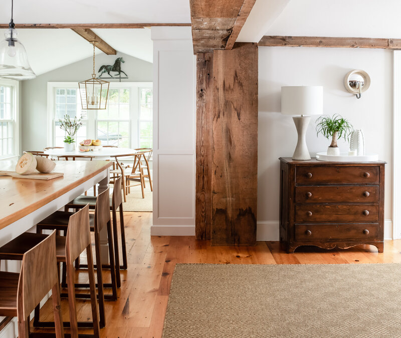 How to update a historic home for modern living, a Federal home in Hingham with fresh interiors. Renovation blends classic architecture with modern design.