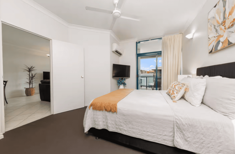 Luxury Darwin holiday airbnb with ocean views