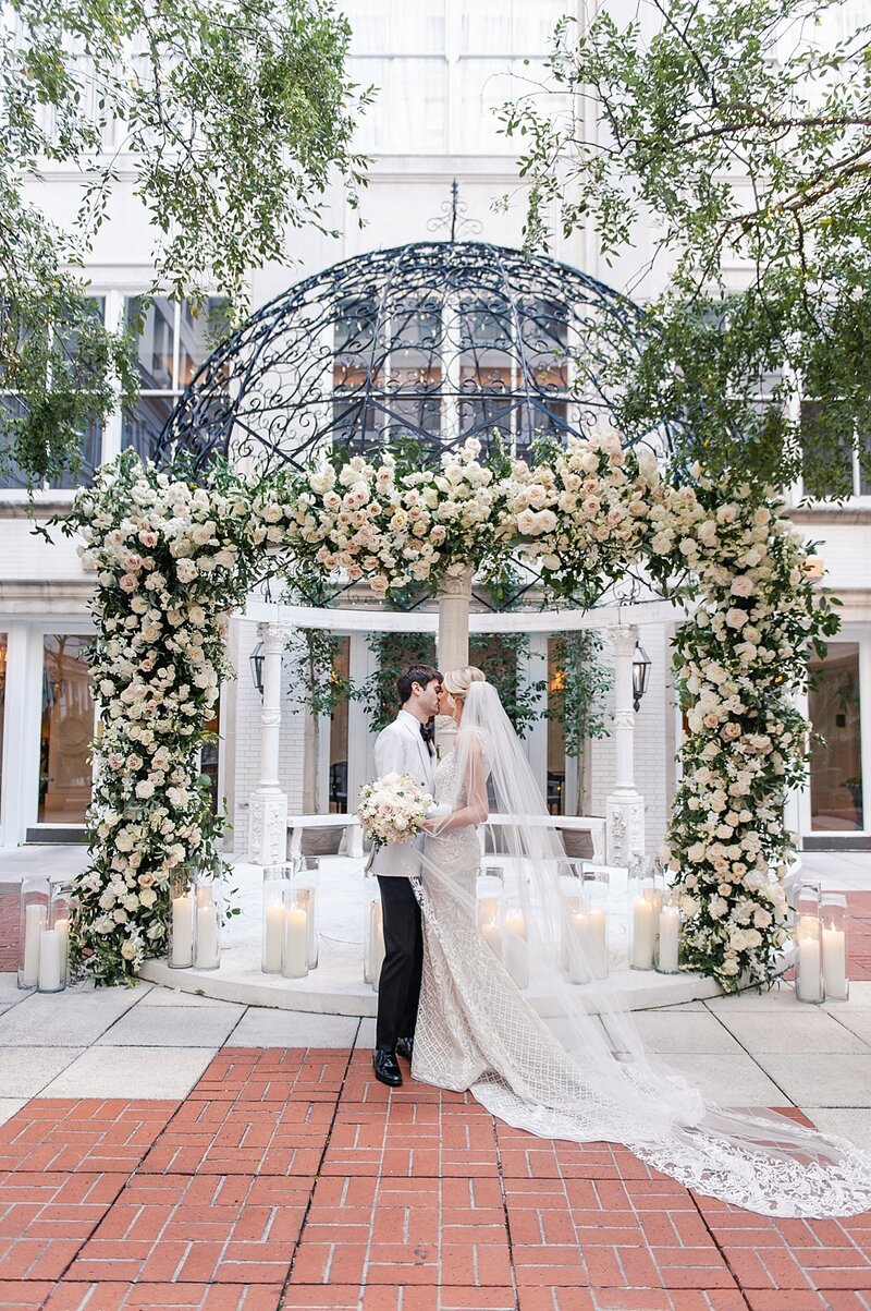 131-RITZ-CARLOTON-NEW-ORLEANS-WEDDING