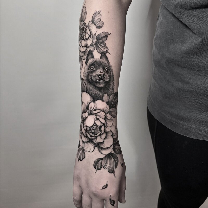 black-and-grey-tattoo
